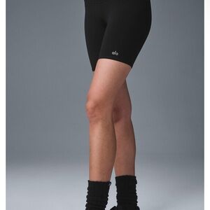 Alo Yoga Airbrush 7’ Biker Shorts